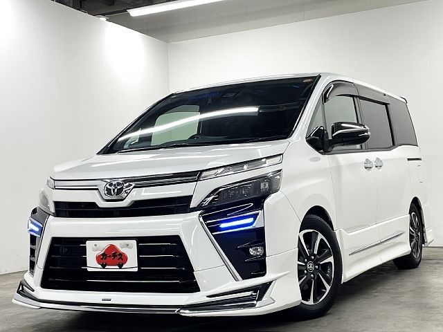 TOYOTA / VOXY