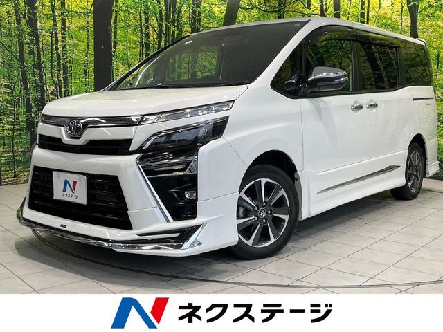 TOYOTA / VOXY