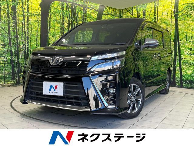 TOYOTA / VOXY