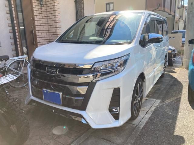 TOYOTA / NOAH