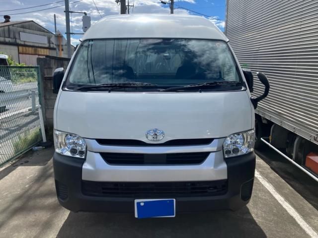 TOYOTA / HIACE van 2WD