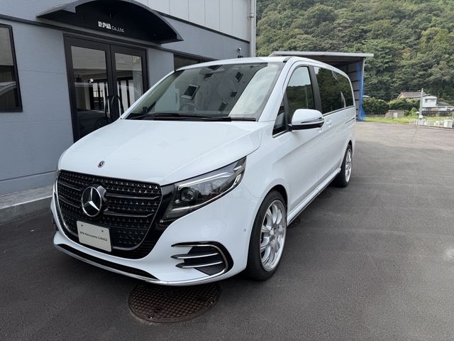 MERCEDES BENZ / MERCEDES BENZ V class