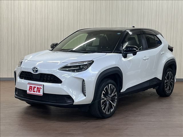 TOYOTA / YARIS CROSS HYBRID