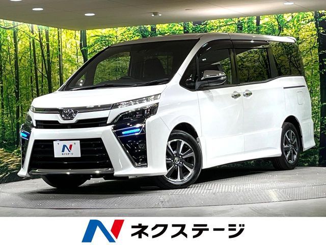 TOYOTA / VOXY