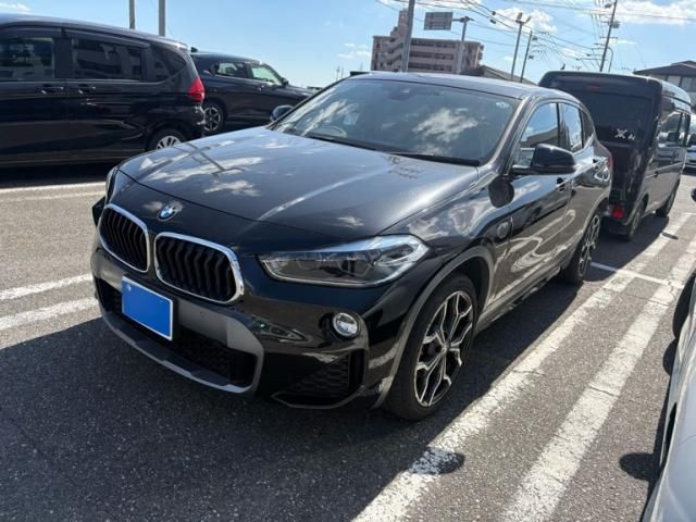 BMW / BMW X2