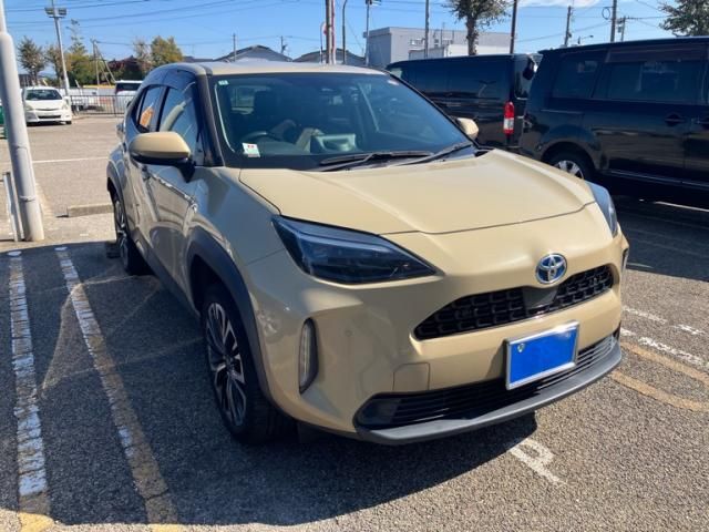 TOYOTA / YARIS CROSS HYBRID