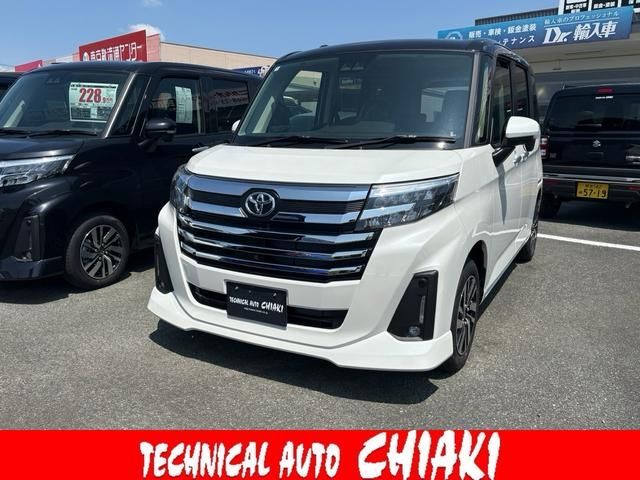 TOYOTA / ROOMY