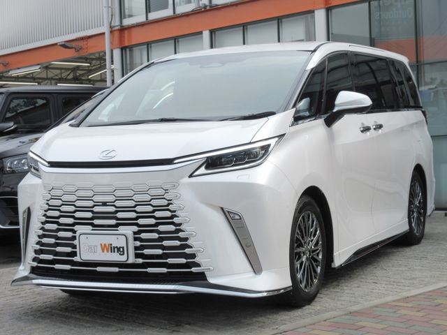 TOYOTA / ﾚｸｻｽ LM500h