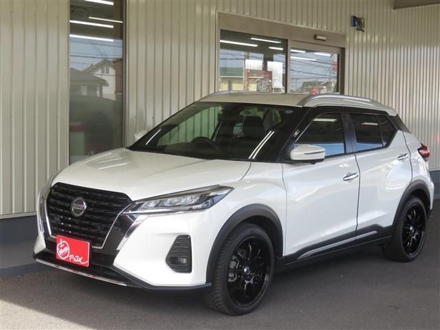 NISSAN / KICKS