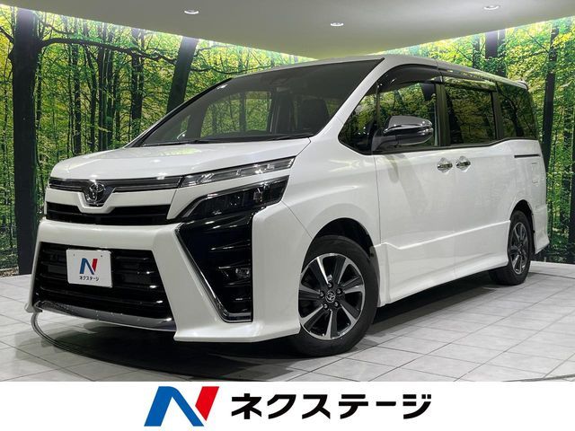 TOYOTA / VOXY