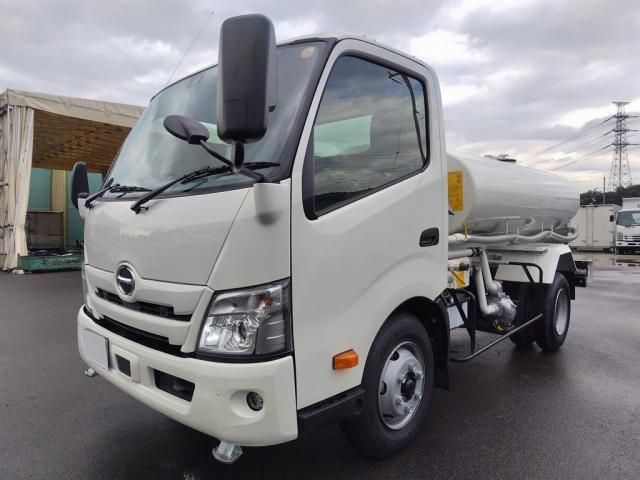 HINO / DUTRO
