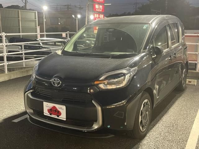 TOYOTA / SIENTA HYBRID