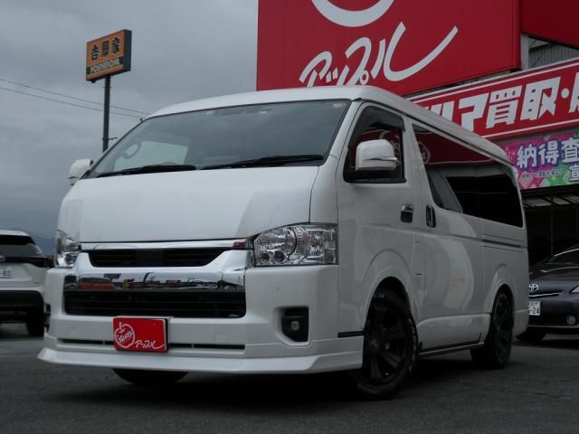 TOYOTA / ハイエース　Ｗ