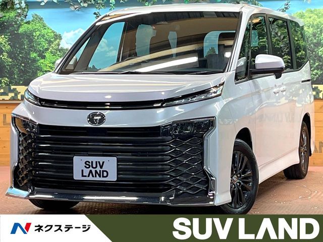 TOYOTA / VOXY HYBRID