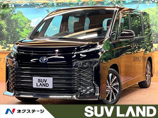 TOYOTA / VOXY HYBRID