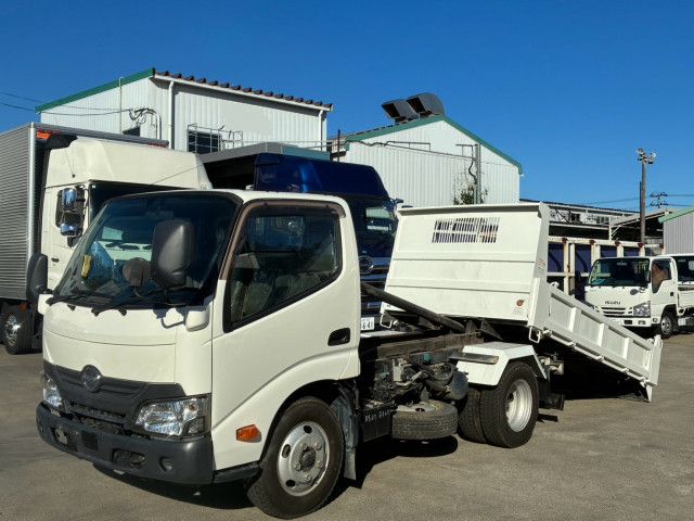 HINO / DUTRO