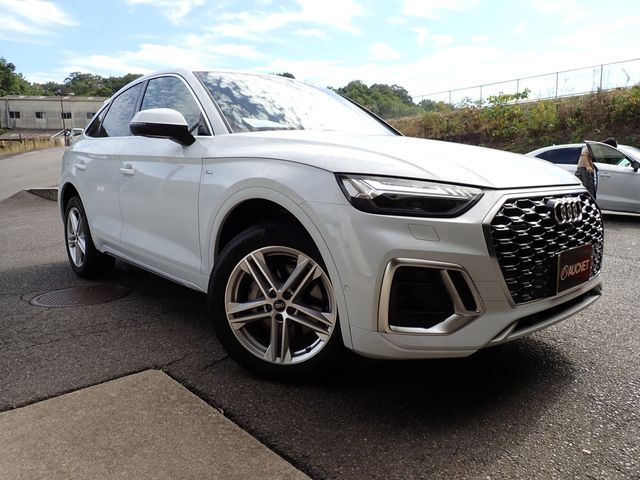 AUDI / AUDI Q5 SPORTBACK