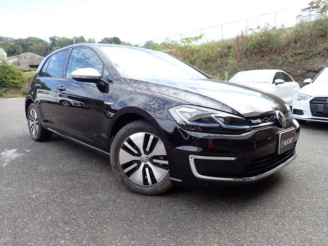 VOLKSWAGEN / VOLKSWAGEN e-GOLF