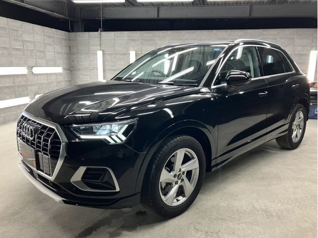 AUDI / AUDI Q3