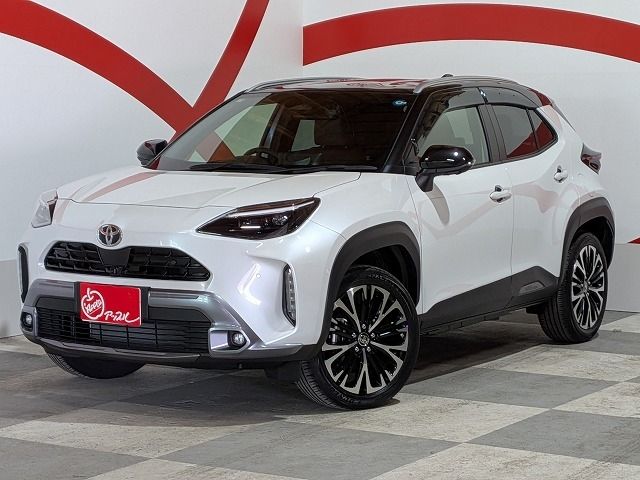 TOYOTA / YARIS CROSS HYBRID