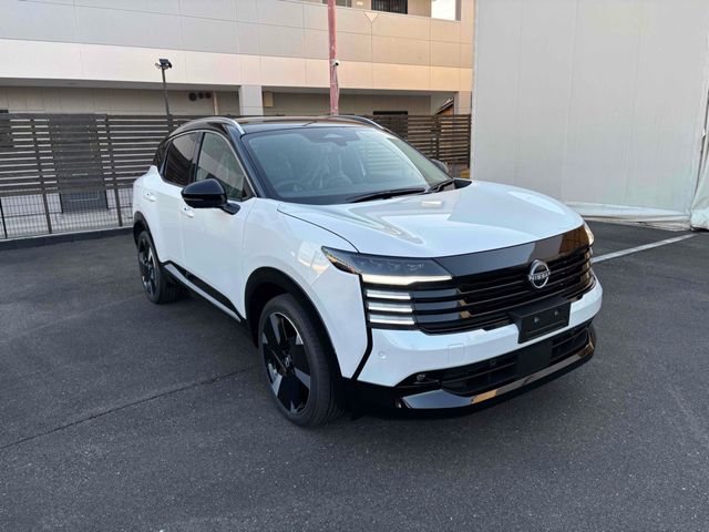 NISSAN / KICKS