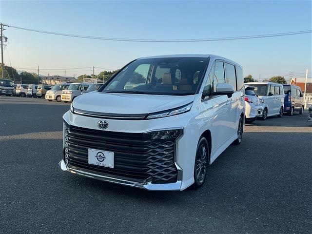 TOYOTA / VOXY