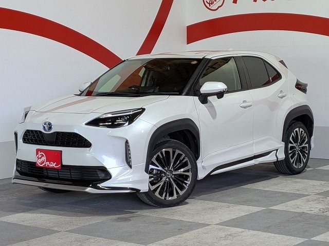 TOYOTA / YARIS CROSS HYBRID