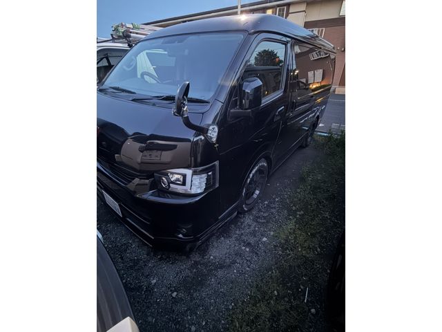 TOYOTA / HIACE wagon