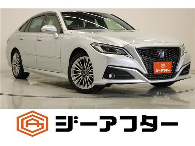TOYOTA / CROWN sedan hybrid