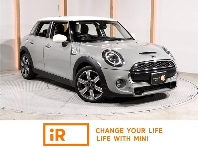 BMW / BMW MINI COOPER SD 5DOOR