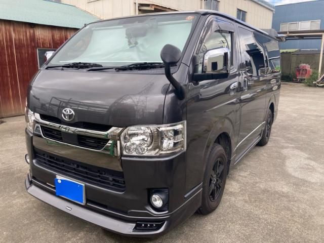 TOYOTA / HIACE van 4WD