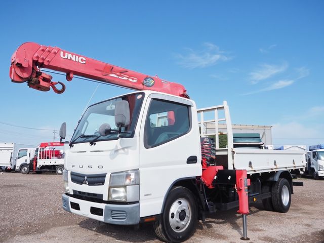 MITSUBISHI / CANTER