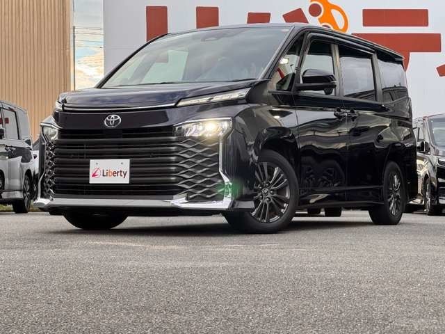 TOYOTA / VOXY