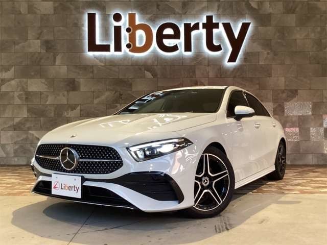 MERCEDES BENZ / MERCEDES BENZ A class sedan