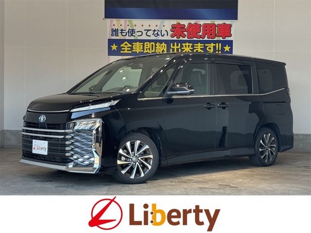 TOYOTA / VOXY HYBRID