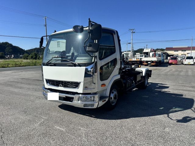 Japanese used car Ref# 1732364 MITSUBISHI FUSOU / FIGHTER