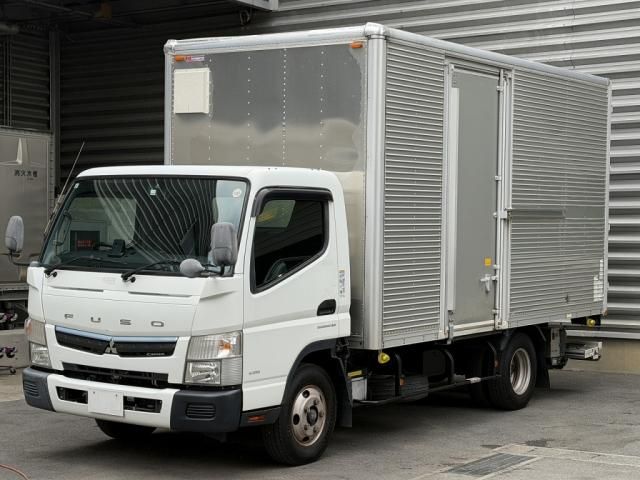 Japanese used car Ref# 1732365 MITSUBISHI / CANTER