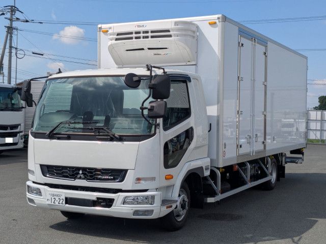 Japanese used car Ref# 1732367 MITSUBISHI FUSOU / FIGHTER
