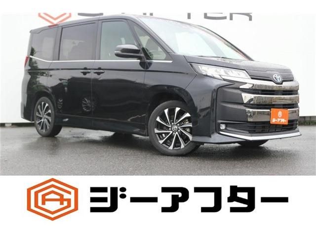 TOYOTA / NOAH HYBRID