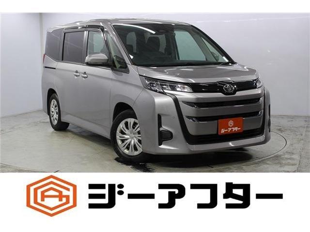 TOYOTA / NOAH