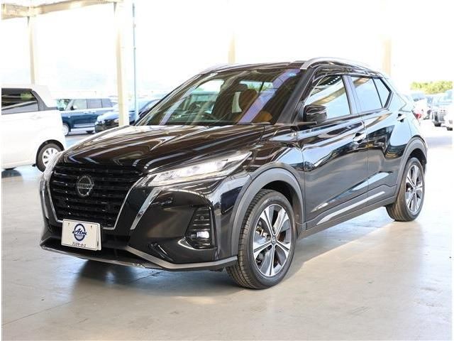 NISSAN / KICKS