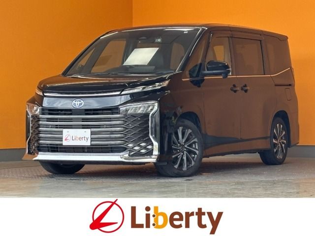 TOYOTA / VOXY HYBRID