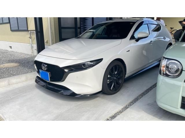 MAZDA / マツダ３ファストバック