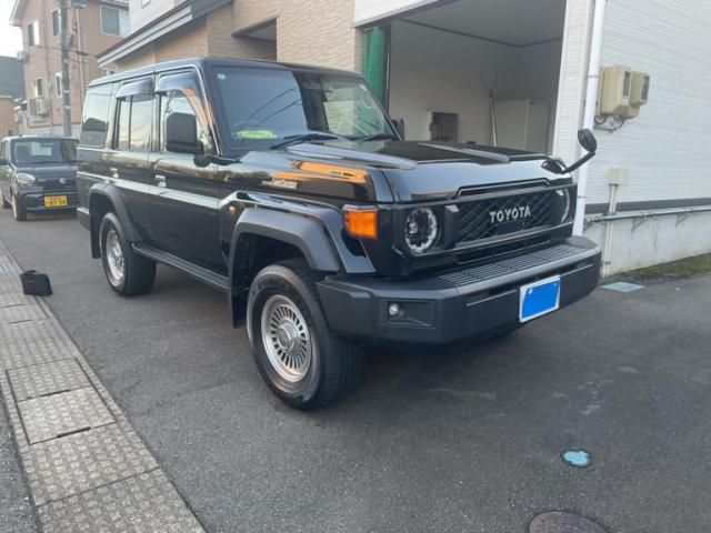 TOYOTA / LANDCRUISER 70