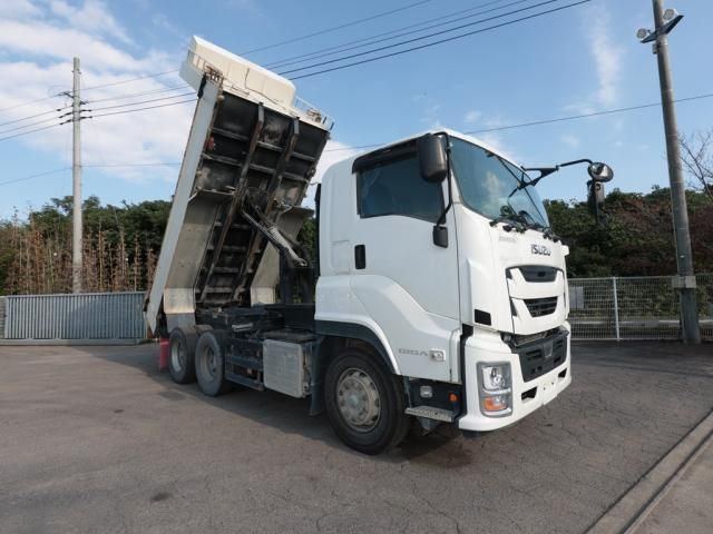 ISUZU / GIGA