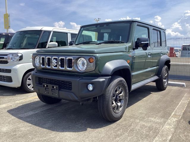 SUZUKI / JIMNY NOMADE