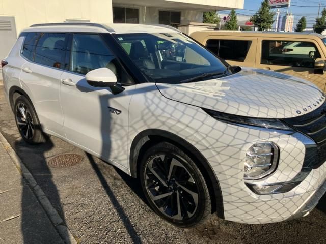 MITSUBISHI / OUTLANDER PHEV