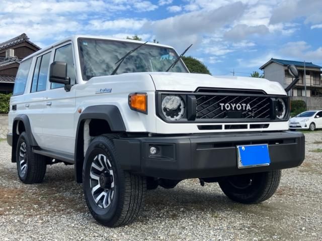 TOYOTA / LANDCRUISER 70