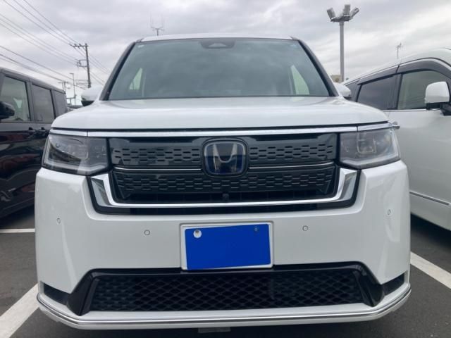 HONDA / STEPWAGON e:HEV SPADA