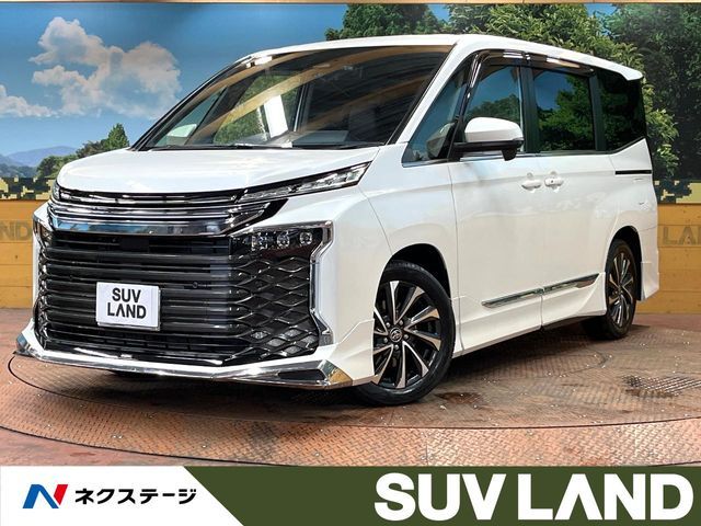TOYOTA / VOXY